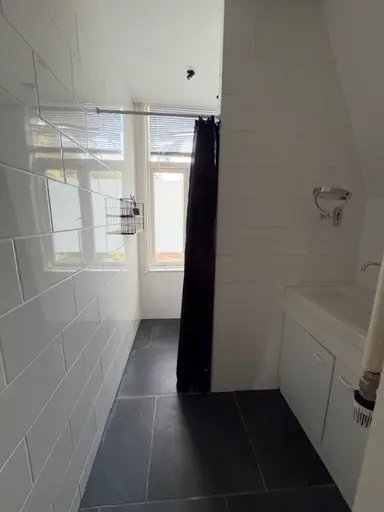 70m2 anti-squat to rent for 230€/month in Veldmaarschalk Montgomeryweg, Soest
