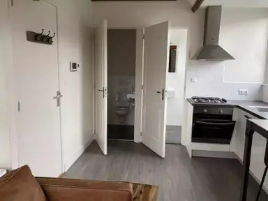 25m2 studio to rent for 1230€/month in Spoorsingel, Rotterdam