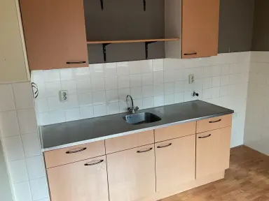 103m2 house to rent for 554€/month in Zeebiesstraat, Emmeloord