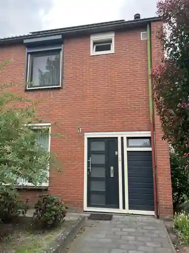 116m2 huis te huur voor 1250€/maand in De Voorreep 11, Erica