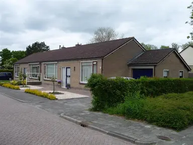 m2 house to rent for 691.16€/month in Dekemastraat 13, Tzum