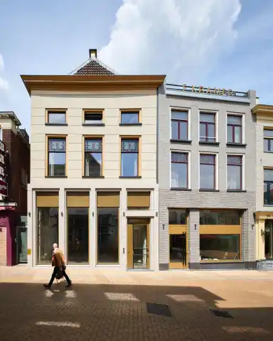 103m2 Wohnung zur Miete für 2408€/Monat in Poelestraat, Groningen