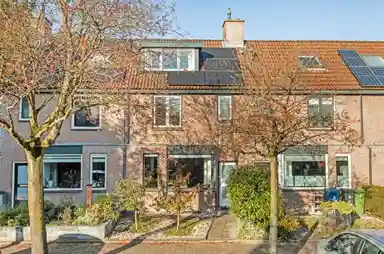 110m2 Haus zur Miete für 2295€/Monat in Futenweide, Houten
