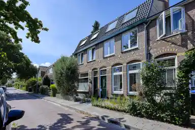 104m2 huis te huur voor 2950€/maand in Ericastraat, Hilversum