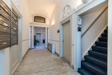 183m2 apartment to rent for 2995€/month in Haringvliet 92A, Rotterdam