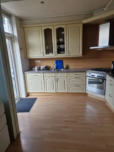 140m2 house to rent for 3500€/month in Phobospad, Spijkenisse