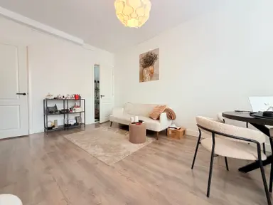40m2 apartment to rent for 946€/month in Noorderbeekdwarsstraat, The Hague