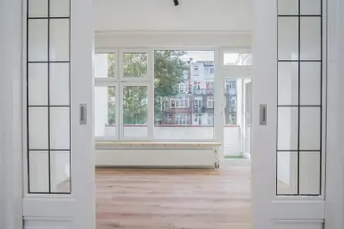 145m2 apartment to rent for 2150€/month in Waldeck Pyrmontkade, The Hague