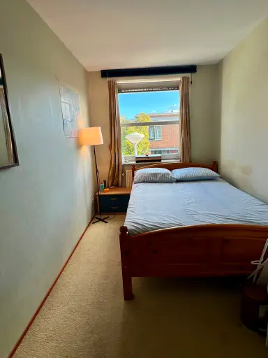 m2 room to rent for 900€/month in Oostakkerstraat, Amsterdam