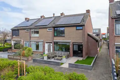 134m2 Casa in affitto per 2695€/mese a Leliestraat, Katwijk