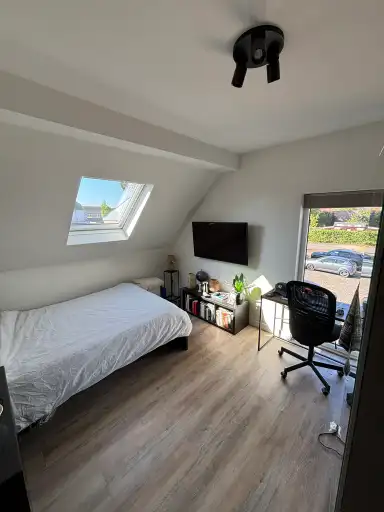 14m2 room to rent for 600€/month in Nassaustraat, Roermond