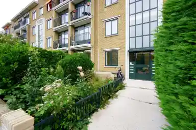 82m2 Appartement à louer pour 1640€/mois à Godetiaweg 1, The Hague