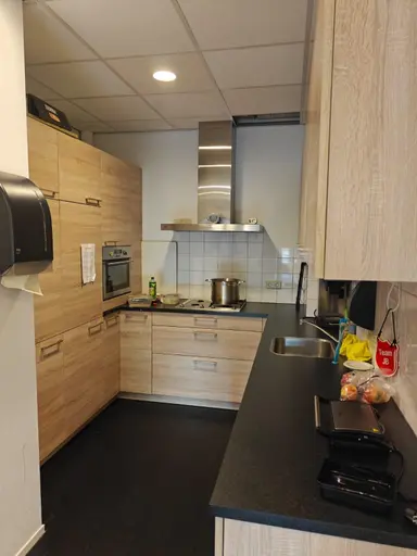 20m2 room to rent for 300€/month in Doctor Cuyperslaan, Eindhoven