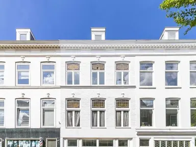 55m2 Appartement à louer pour 1124€/mois à Piet Heinstraat, The Hague