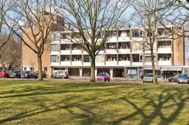 56m2 Appartement te huur voor 980€/maand in Populierenlaan 48, Amstelveen