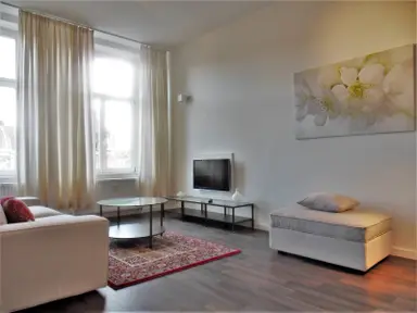 45m2 Appartement à louer pour 970€/mois à Wilhelminasingel, Maastricht