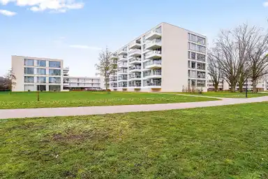 88m2 flat to rent for 1260€/month in Overakkerstraat 105, Breda