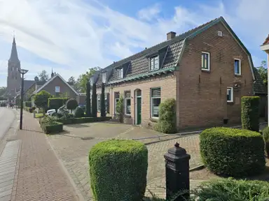 190m2 house to rent for 2095€/month in Sint Willibrordusstraat, Berghem