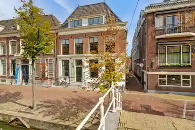 129m2 apartment to rent for 3000€/month in Koornmarkt 18A, Delft