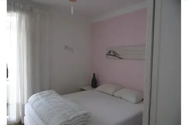 32m2 studio to rent for 745€/month in Badhuisweg 24, The Hague