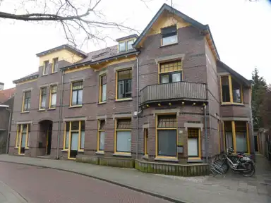 40m2 Appartement à louer pour 884€/mois à Kapelstraat, Hilversum