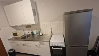 28m2 Kamer te huur voor 299€/maand in Oranjelaan, The Hague