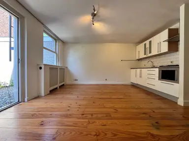 28m2 Appartement à louer pour 913€/mois à Van der Duynstraat 189, The Hague