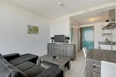 24m2 studio to rent for 595€/month in Pleinweg 152D, Rotterdam