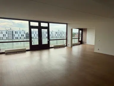 220m2 flat te huur voor 2184€/maand in Molenstraat-Centrum, Apeldoorn