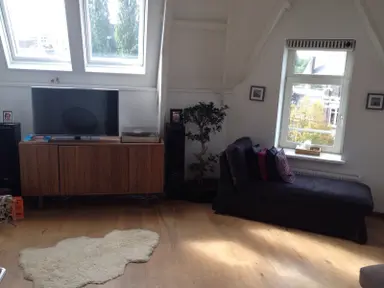 85m2 Appartement à louer pour 1300€/mois à Walenburgerweg, Rotterdam