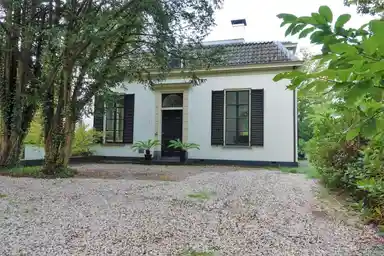 135m2 house to rent for 2900€/month in Utrechtseweg, De Bilt