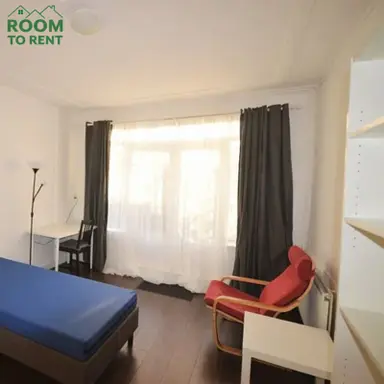 m2 room to rent for 950€/month in Heeswijkstraat, Voorburg