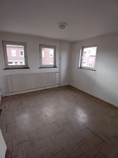 145m2 antikraak te huur voor 300€/maand in Roermond