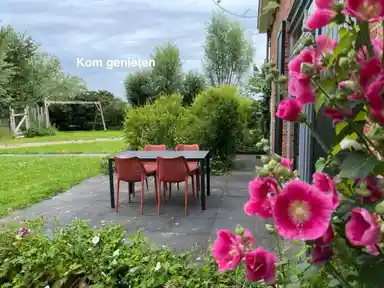 80m2 apartment to rent for 940€/month in Groeneweg, Schoondijke
