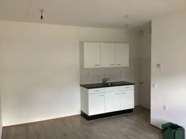38m2 Wohnung zur Miete für 205€/Monat in Burgemeester Savelberglaan, Kerkrade