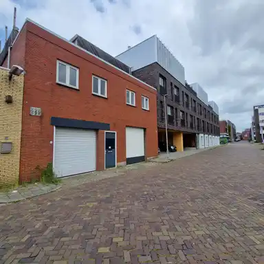 174m2 house to rent for 1995€/month in Barestraat, Groningen