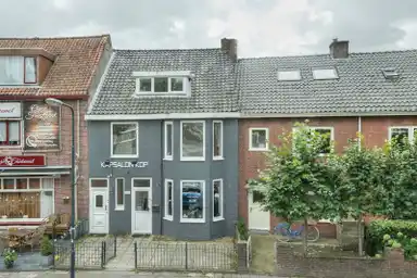 113m2 Chambre à louer pour 611€/mois à Heuvelplein, Breda