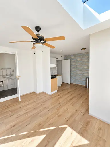 31m2 studio à louer pour 953€/mois à Wolmaransstraat, Leiden
