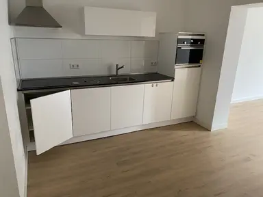 53m2 flat to rent for 1350€/month in Raadhuisstraat 81, Roosendaal