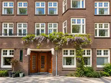 150m2 flat to rent for 3750€/month in Gerrit van der Veenstraat, Amsterdam
