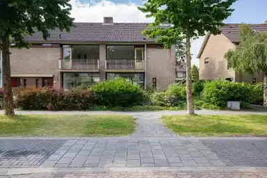 123m2 house to rent for 1580€/month in Boeierlaan, Zaandam