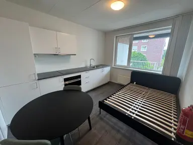 14m2 room to rent for 637€/month in Tudderenderweg, Sittard
