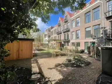 80m2 Appartamento in affitto per 2600€/mese a Wilhelminastraat, Haarlem