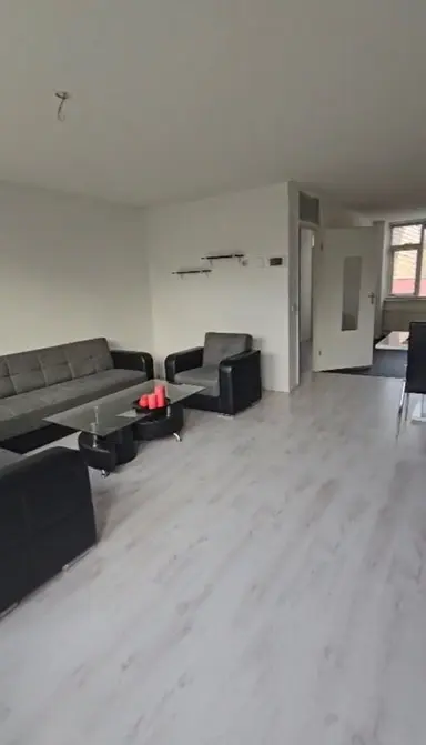 91m2 Appartement à louer pour 729€/mois à Wilhelminastraat, Enschede