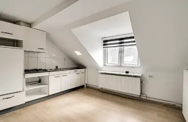 70m2 Appartement à louer pour 1250€/mois à Raadhuisstraat, Roermond