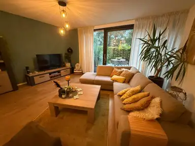100m2 house to rent for 2947€/month in Formenterastraat, Rotterdam