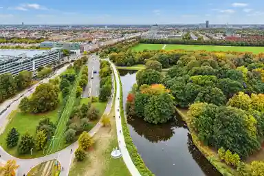 93m2 Appartamento in affitto per 2490€/mese a Koningin Julianaplein, The Hague