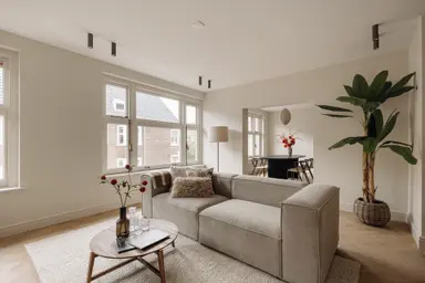 96m2 apartment to rent for 5500€/month in Watteaustraat 6-2, Amsterdam