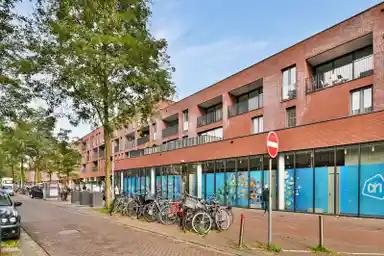 80m2 Appartamento in affitto per 2100€/mese a Volewijkshof, Amsterdam