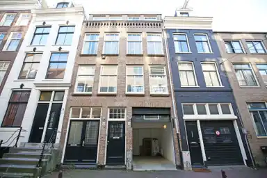 141m2 Appartamento in affitto per 6000€/mese a Nieuwe Looiersstraat 48-2, Amsterdam